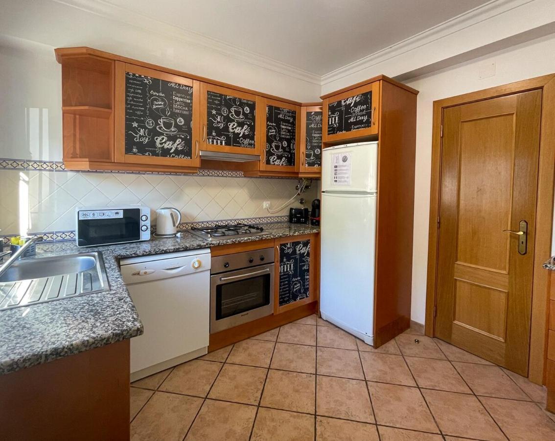 Villa Moradia T3 Aguia Marina, Com Piscina E Bbq à Albufeira Extérieur photo