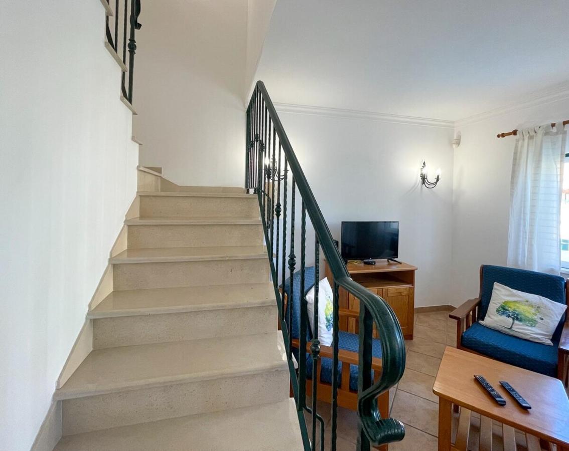 Villa Moradia T3 Aguia Marina, Com Piscina E Bbq à Albufeira Extérieur photo