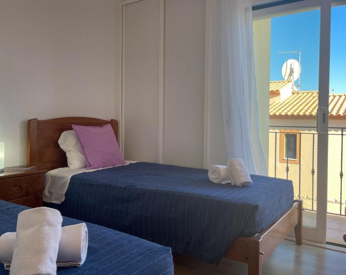 Villa Moradia T3 Aguia Marina, Com Piscina E Bbq à Albufeira Extérieur photo