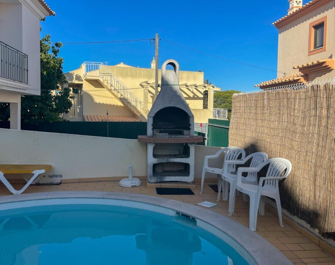 Villa Moradia T3 Aguia Marina, Com Piscina E Bbq à Albufeira Extérieur photo