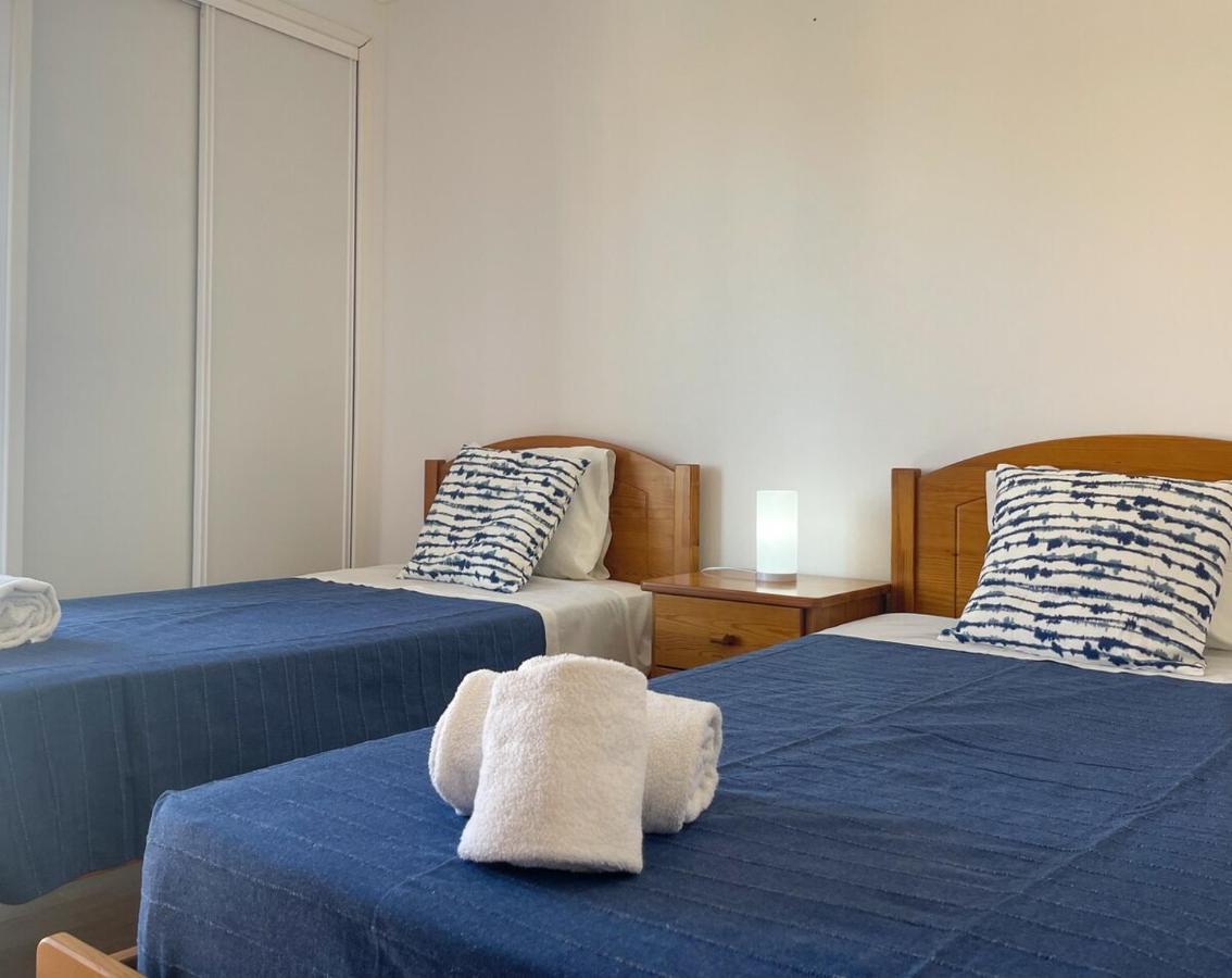 Villa Moradia T3 Aguia Marina, Com Piscina E Bbq à Albufeira Extérieur photo